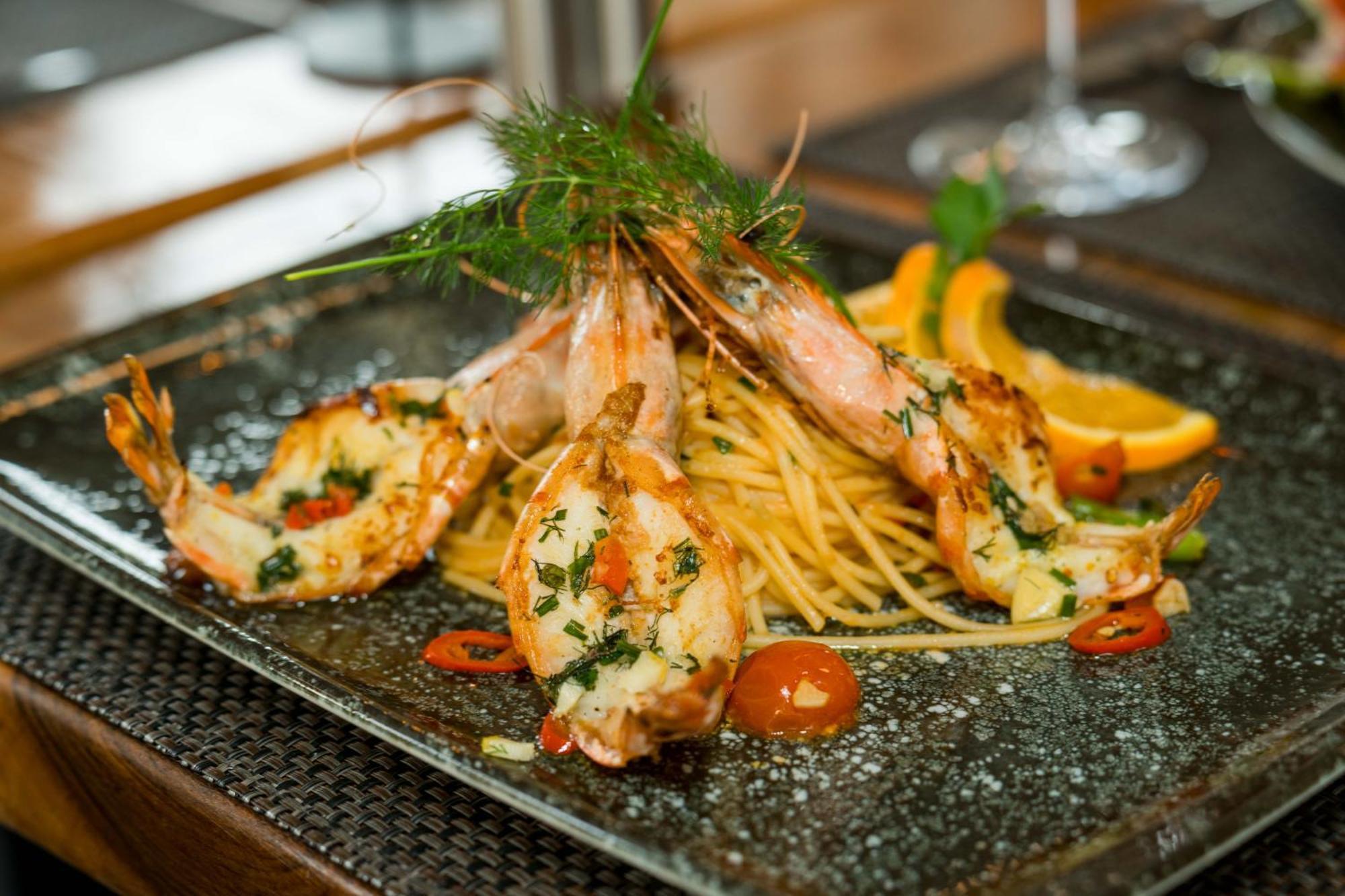 Roca Restaurant Und Hotel Bommersheim Экстерьер фото