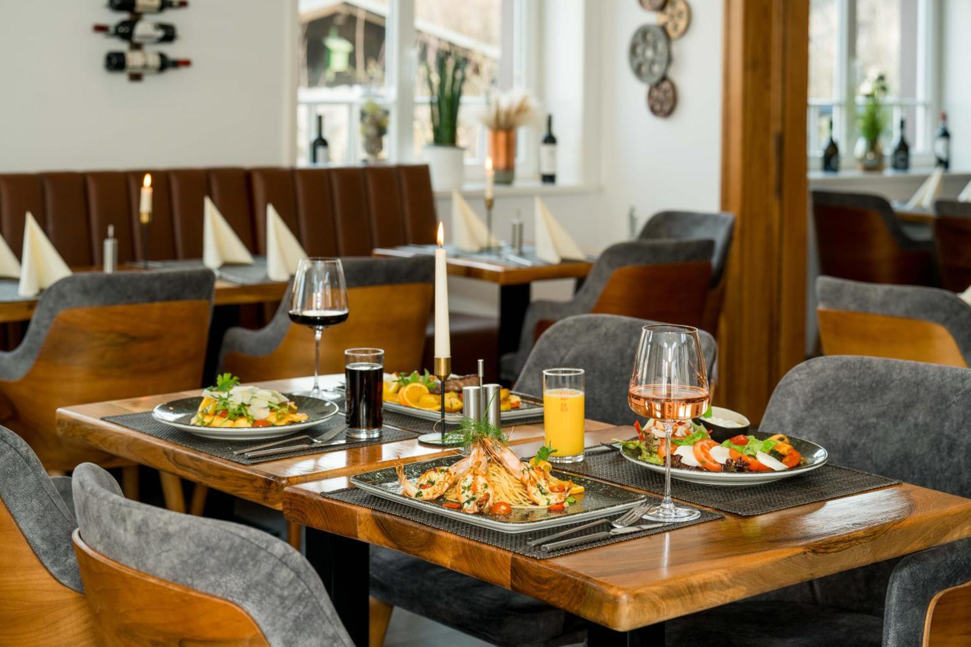 Roca Restaurant Und Hotel Bommersheim Экстерьер фото